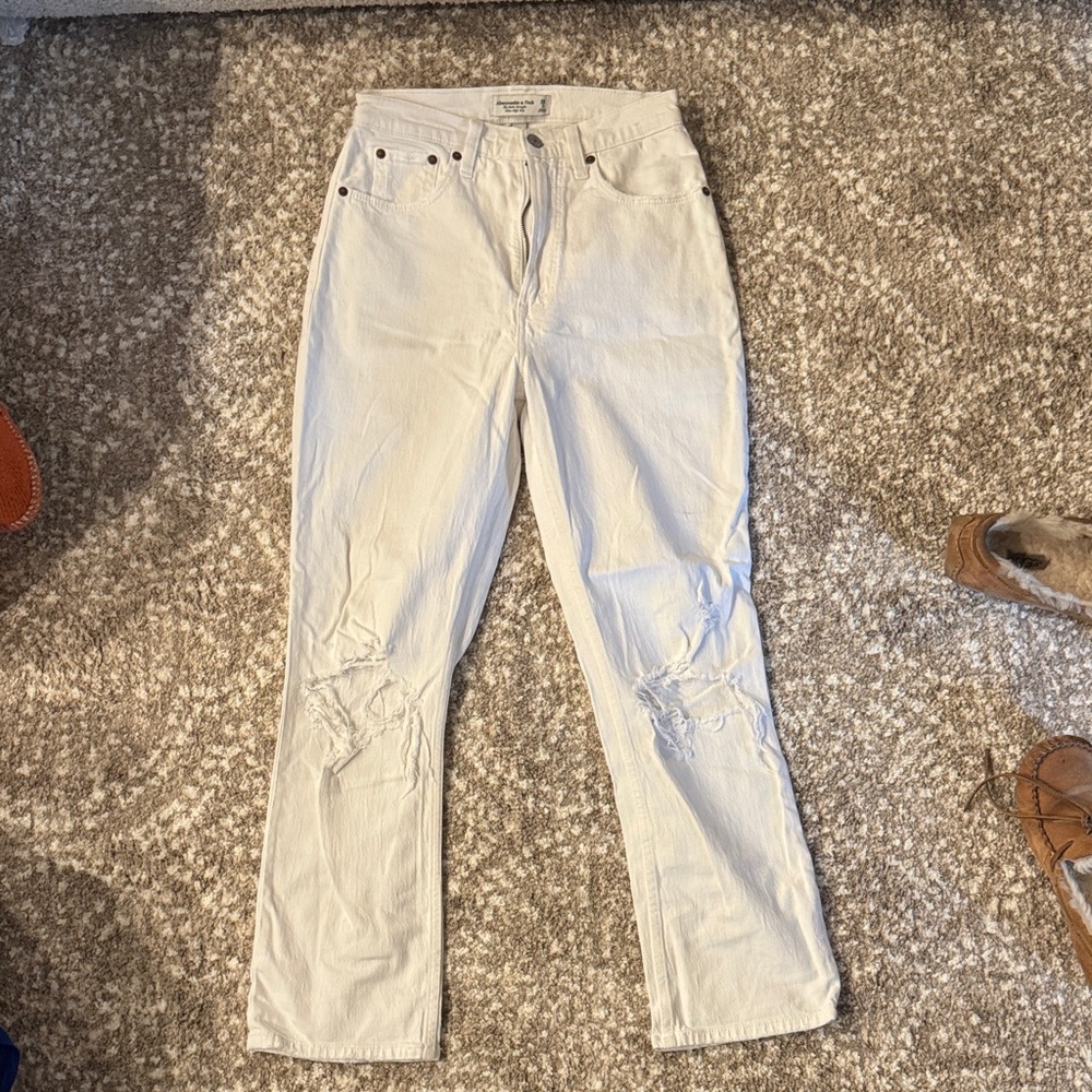 Abercrombie & Fitch Women's Ultra High Rise The Ankle Straight Curve Love Jean